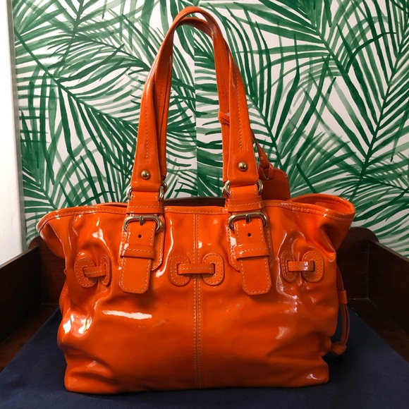 Dooney & Bourke Shoulder Bag - Picture 4 of 10